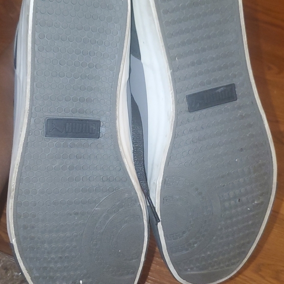 Puma - Picture 4 of 4